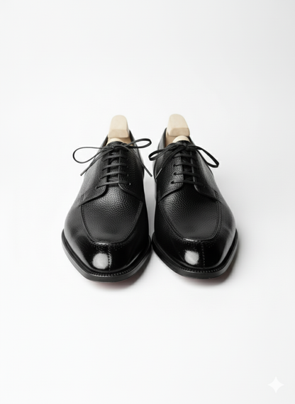 The Oxford Derby | Bold texture, undeniable presence.