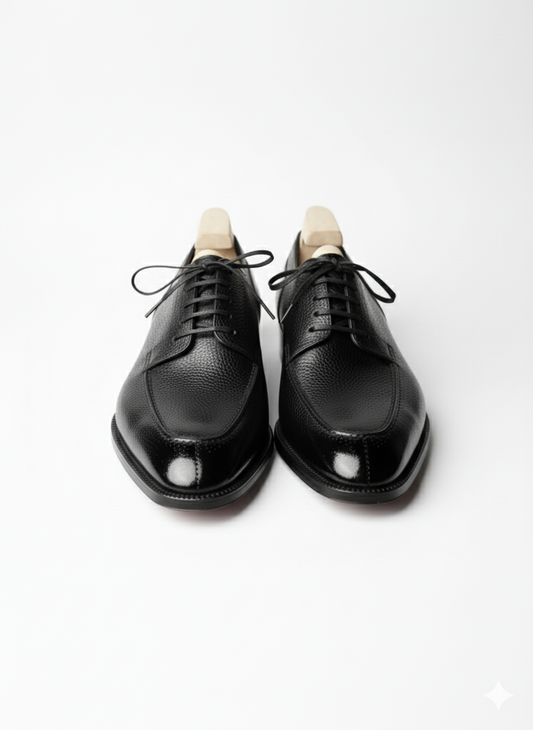 The Oxford Derby | Bold texture, undeniable presence.