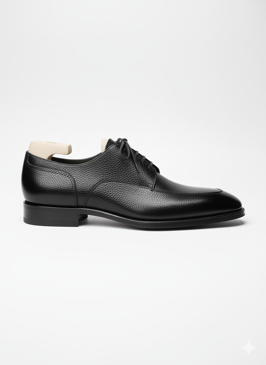 The Oxford Derby | Bold texture, undeniable presence.