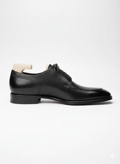 The Oxford Derby | Bold texture, undeniable presence.