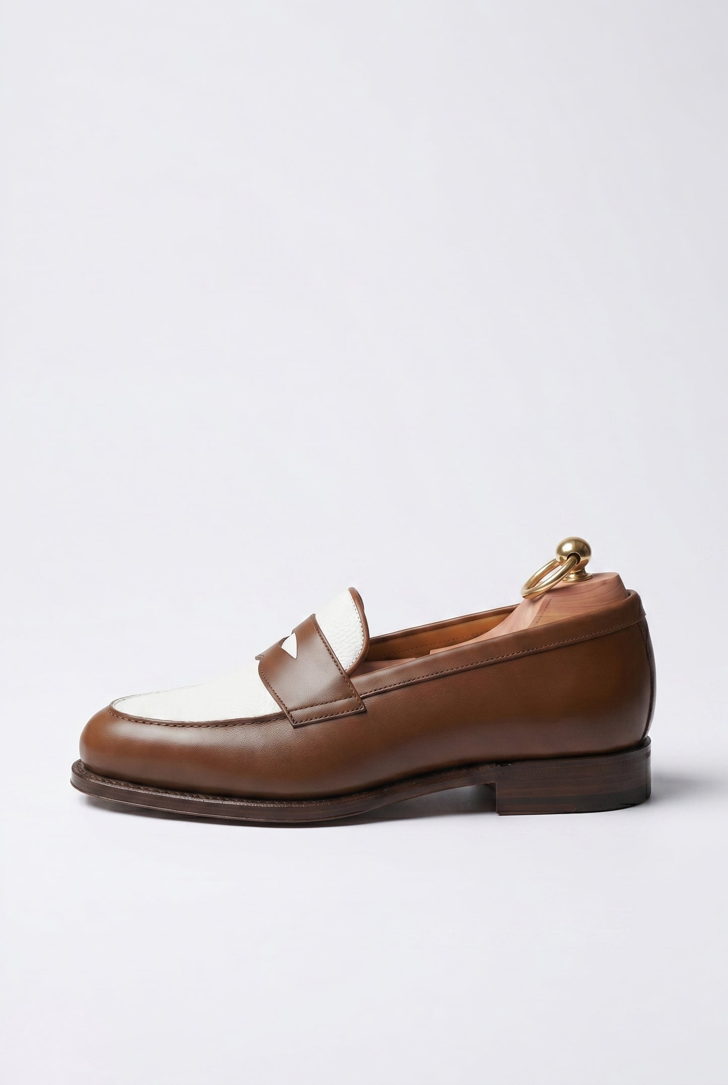 The Venice Two-Tone Penny Loafers in Chestnut Brown & Cream