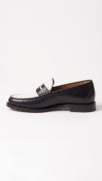 The Venice Two-Tone Penny Loafers in Noir Black & Ivory